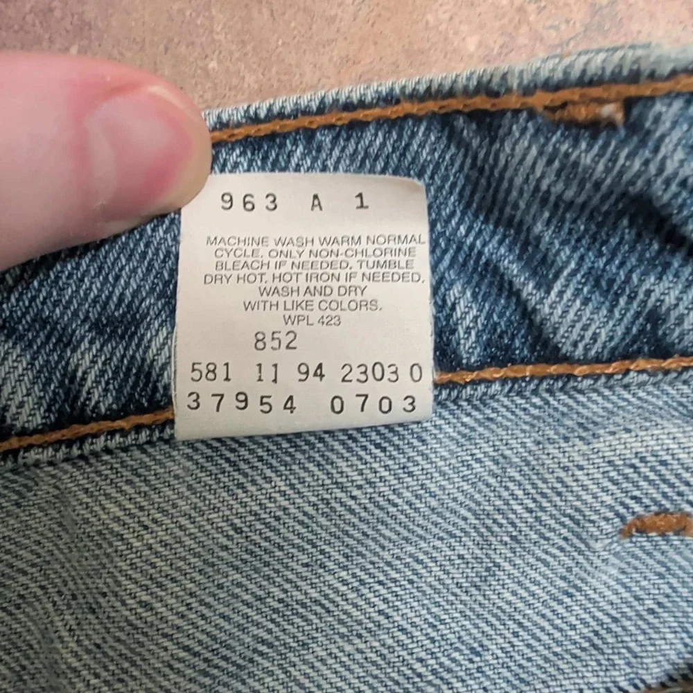 Levi's 954 Denim Shorts Men 26 Blue High Waisted Orange Tab Made in USA 90s